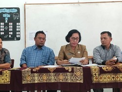 Kepsek SMAN 8 Medan Bantah Tak Naikkan Siswi gegara Ortu Laporkan Pungli