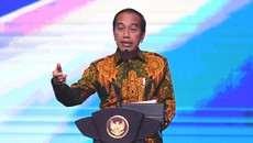 Jokowi Resmikan Pabrik Baterai Mobil Listrik Terbesar di Asia Tenggara