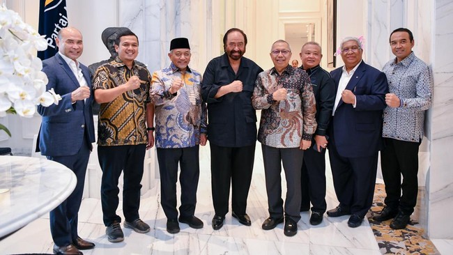 Pertemuan Presiden PKS Ahmad Syaikhu dengan Ketum Partai Nasdem Surya Paloh di Nasdem Tower, Jakarta, Jumat (21/6)