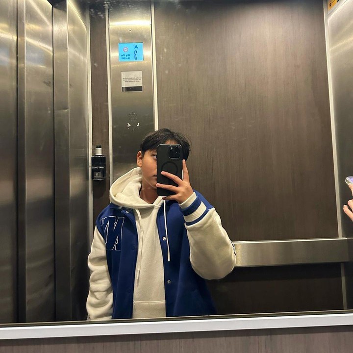 <p>Bunda, kita doakan agar Ferdy terus tumbuh menjadi anak yang sukses dalam karier maupun pendidikannya, ya. Semoga Ferdy terus diberi kesehatan dan mendapat cinta dari orang-orang sekitarnya. (Foto: Instagram: @ferdy_fas)</p>
