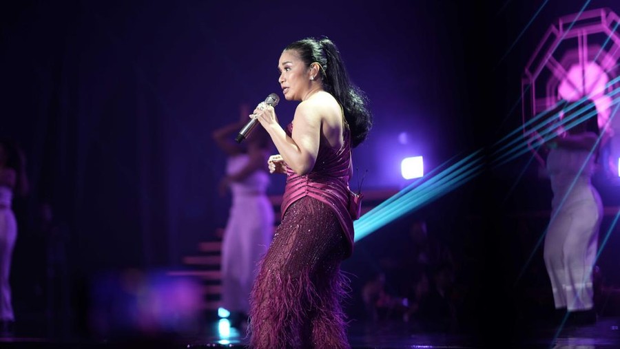 Ruth Sahanaya