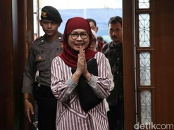 Pertimbangan Hakim Tak Hukum Karen Agustiawan Uang Pengganti Korupsi LNG