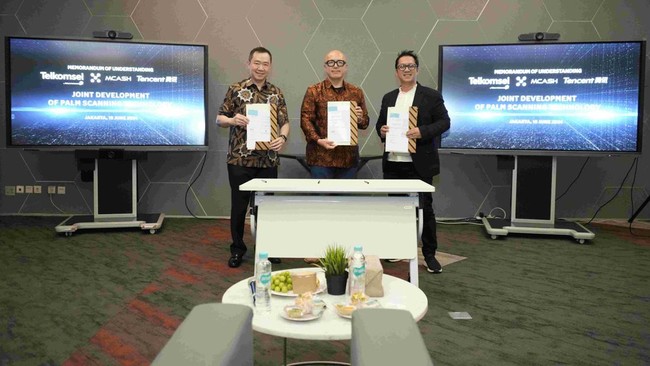 Dengan teknologi ini, Telkomsel bertujuan untuk meningkatkan efisiensi operasional serta memberikan pengalaman layanan yang lebih baik dan aman bagi pelanggan.