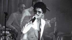 Lirik Lagu Too Good to Say Goodbye - Bruno Mars