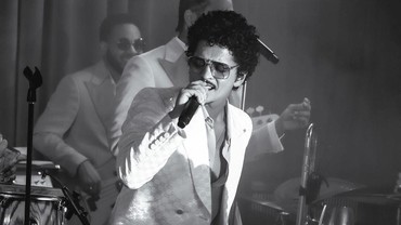 img-title Lirik Lagu Too Good to Say Goodbye - Bruno Mars