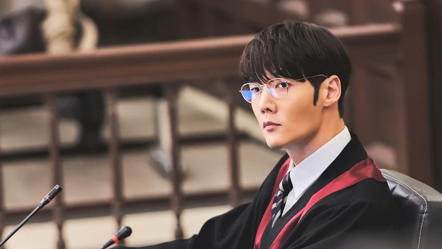 Choi Jin Hyuk di drama Korea Miss Night and DayChoi Jin Hyuk
