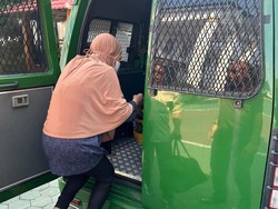 Kejati Jateng Amankan 2 Buronan, Salah Satunya Menyerahkan Diri