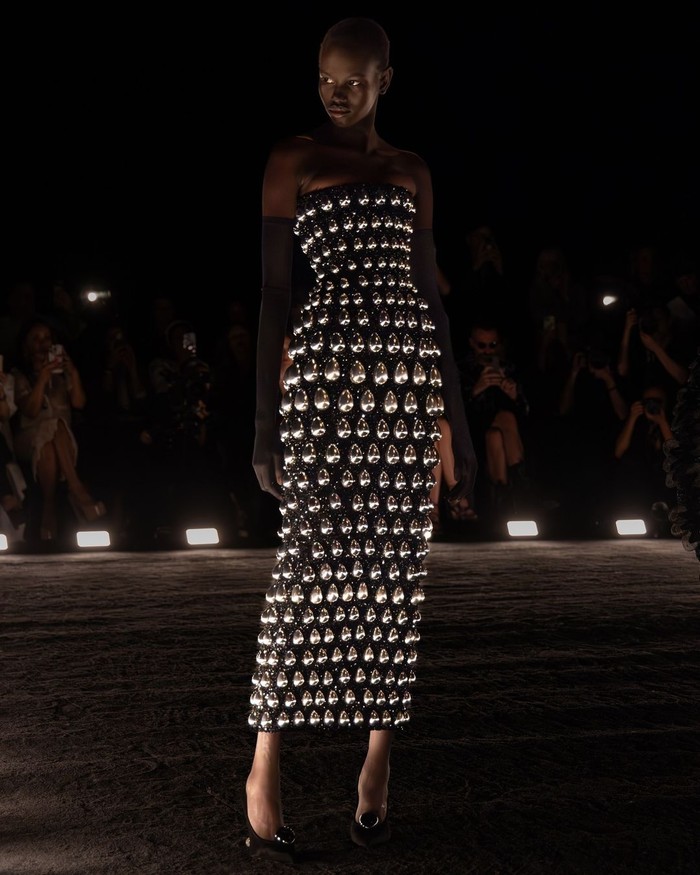 Hal Menarik dari Schiaparelli Haute Couture Fall/Winter 2024