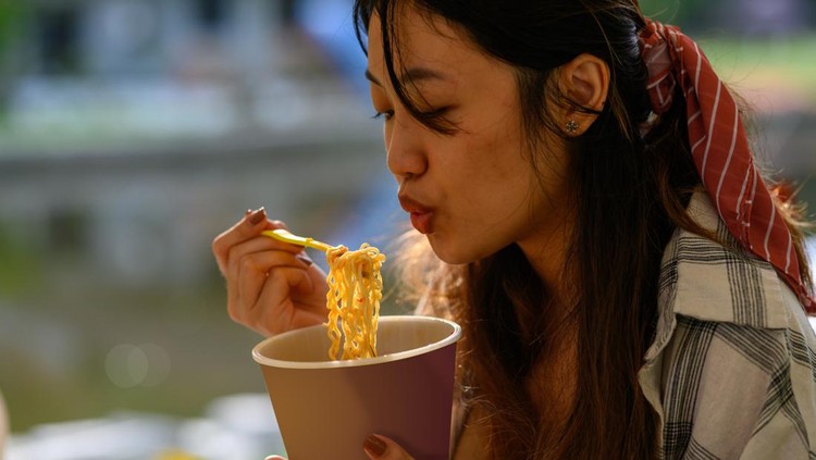 mie instan mie instan