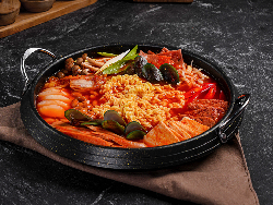 Annyeong Chinguya, Restoran Korea Autentik Bertema K-Pop