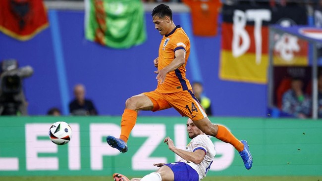 Rumania akan bersua Belanda pada babak 16 besar Euro 2024. Berikut link live streaming Rumania vs Belanda.