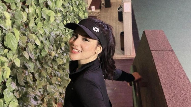davina karamoy