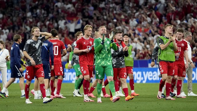 Grup C Euro 2024 terbilang aneh karena ada dua tim yang lolos 16 besar walau tak pernah meraih kemenangan.