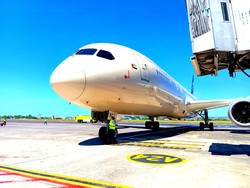 Etihad Airways Terbang Perdana ke Bali, Bisa Langsung ke Abu Dhabi
