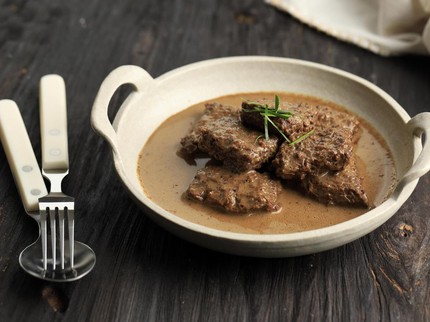 9 Resep Semur Daging Spesial Lebaran yang Empuk dengan Bumbu Meresap