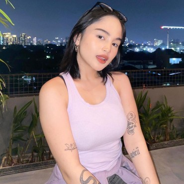 Sempat Naksir Thariq Halilintar, 7 Potret Terbaru Jeje Slebew Usai Lama Menghilang