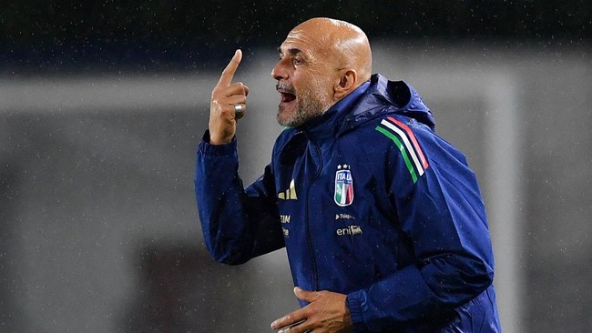 Di babak 16 besar Euro 2024, Italia yang berstatus juara bertahan kalah dari Swiss dengan skor 0-2, sekaligus membuat Gli Azzurri tersingkir.