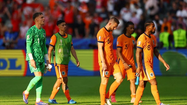 Belanda dipastikan turun dari posisi puncak Grup D ke peringkat ketiga usai kalah dramatis dari Austria. Berikut klasemen peringkat 3 terbaik Euro 2024.