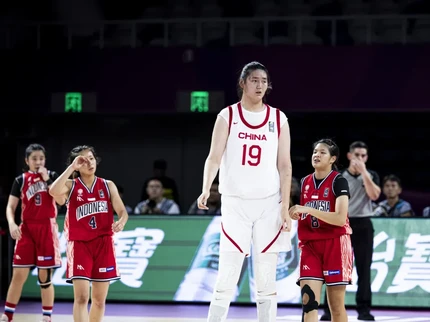 Sosok Zhang Ziyu Pebasket 223 Cm yang Taklukkan Tim Basket RI di Asian Games 2026