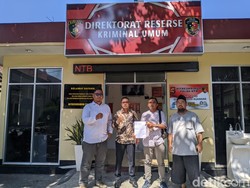 Menikah Lagi, Mantan Bupati Lombok Tengah Suhaili Dipolisikan Istri