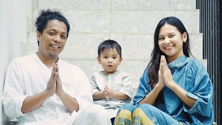 Arie Kriting dan Indah Permatasari