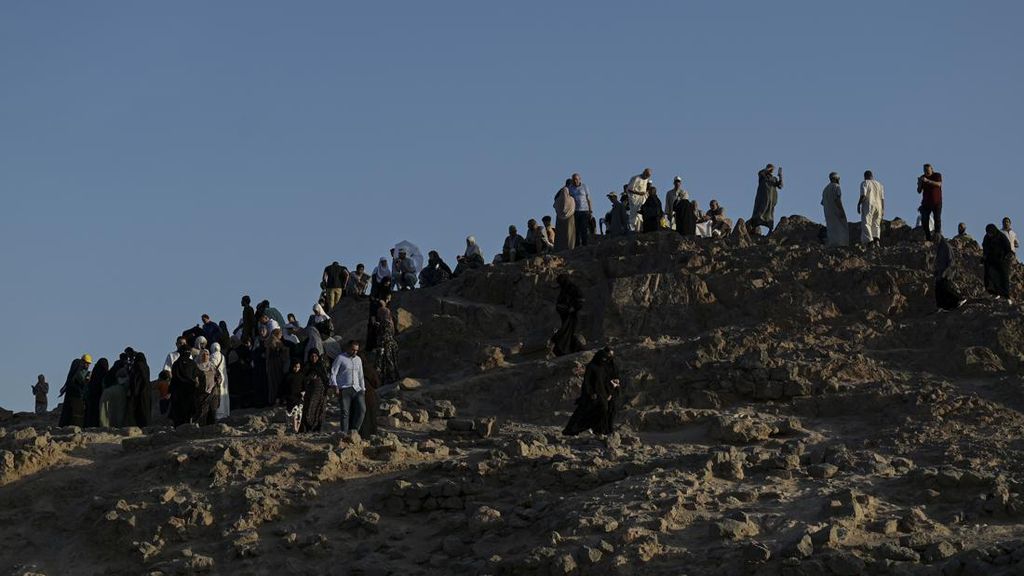 Jangan Asal, Ini Adab dan Aturan saat Ziarah ke Jabal Uhud