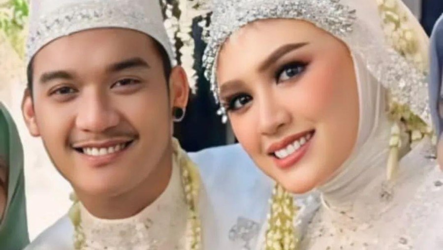 Happy Asmara menikah dengan Gilga Sahid.