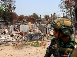 Para Desertir dan Menurunnya Moral Tentara Myanmar