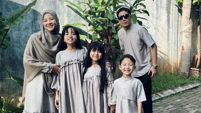 Penuh Makna, Ini Arti Nama 3 Anak Desta dan Natasha Rizky