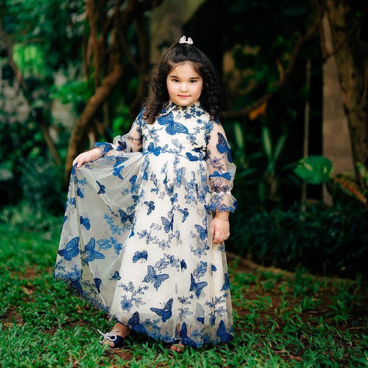 <p>Tasya Farasya tengah mengungkapkan perasaan bahagianya, Bunda. Bukan tanpa alasan, sang putri yang bernama Maryam Eliza Khair baru saja berulang tahun yang keempat. (Foto: Instagram: @tasyafarasya)</p>