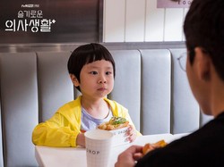 Visual Terbaru Aktor Cilik Pemeran Uju di 'Hospital Playlist' Bikin Syok