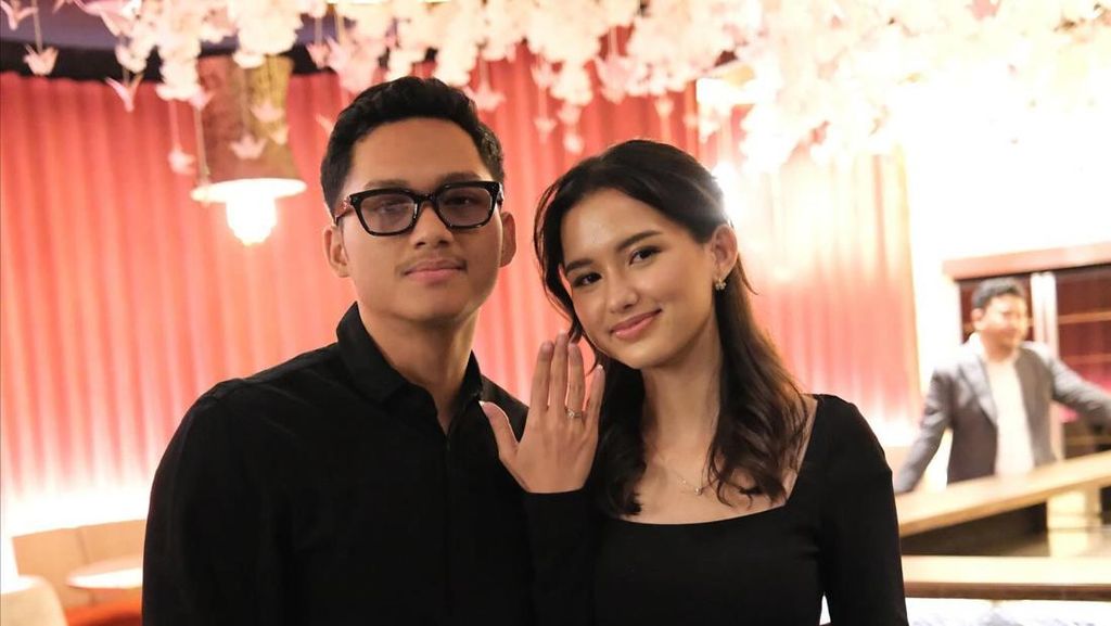 Keluarga Makin Diskusi Serius untuk Pernikahan Azriel Hermansyah