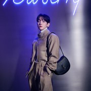 Potret Stylish Baekhyun EXO sampai Bright Vachirawit di Pembukaan Burberry Knight Bar