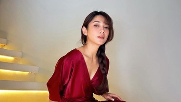 img-title Dinda Kirana Ungkap Kondisi Terkini Ayah usai Terkena Stroke