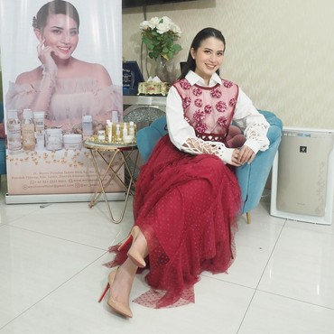 Dokter Widya Putri Bongkar Rahasia Cara Investasi pada Kulit Wajah