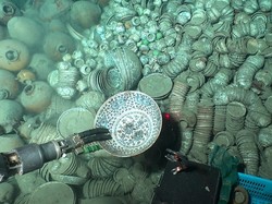 Harta Karun Dinasti Ming Ditemukan di Kapal Karam, Bukti Perdagangan Jalur Sutra