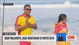 VIDEO: Sigap Balawisata Jaga Wisatawan di Pantai Kuta
