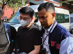 Ditangkap di Abu Dhabi, WN China Buron Kasus Penipuan 800 WNI Dibawa ke RI