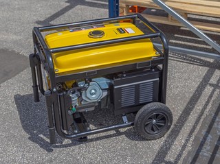 Listrik Padam Pas Acara 17 Agustusan? Siapkan Genset Agar Lomba Tetap Berjalan