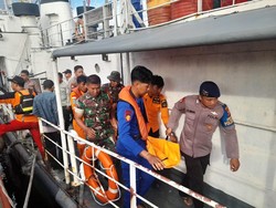 2 ABK Kapal Tenggelam di Tapteng Bawa Rombongan Jemaat Gereja Diperiksa