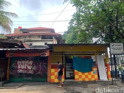 Pegawai Cerita Kepanikan Saat Warteg di Duren Tiga Jaksel Terbakar