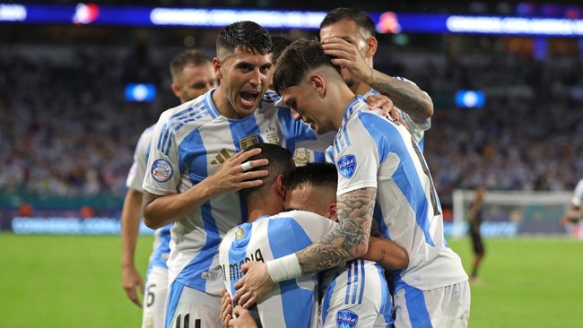 Sebanyak delapan tim memastikan diri lolos ke babak perempat final Copa America 2024 dan empat pertandingan akan digelar.