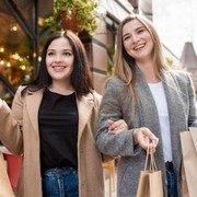 Ternyata Ini Perbedaan Gen Z dan Milenial Saat Belanja, Sesuai dengan Kebiasaanmu?