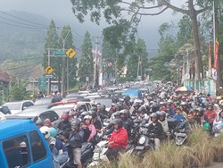Lalin di Puncak Sempat Macet Parah, Polisi Ungkap Penyebabnya