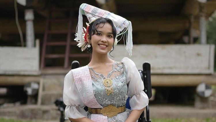 Laura Avionita Sinaga