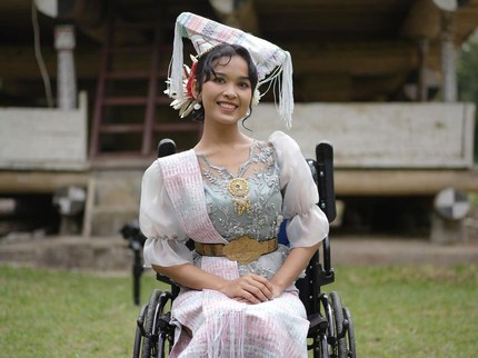Kisah Laura, Penari yang Sempat Lumpuh Total Kini Berhasil Bawa Muridnya Menang Festival