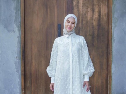 Ucapan Duka Cita Paula Verhoeven atas Meninggalnya Ayah Mertua