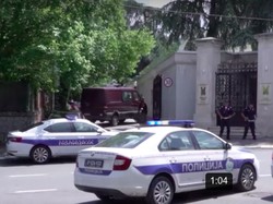 2 Pria Ditahan Usai Serangan di Kedutaan Besar Israel di Serbia