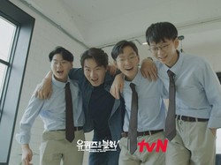 Hadirkan Song Triplets, You Quiz On The Block Raih Rating Tertinggi