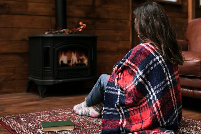 Cara Menyenangkan Quality Time Bersama Teman di Rumah